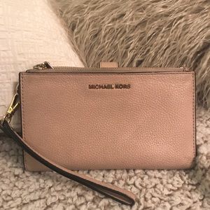 Michael Kors Adele Wallet